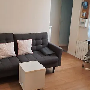 F2 Meuble Rer B La Place/ Gentilly, Proche 75014, Parking Libre, Cc Vache Noir, Complexe Sportif Raspail Arcueil
